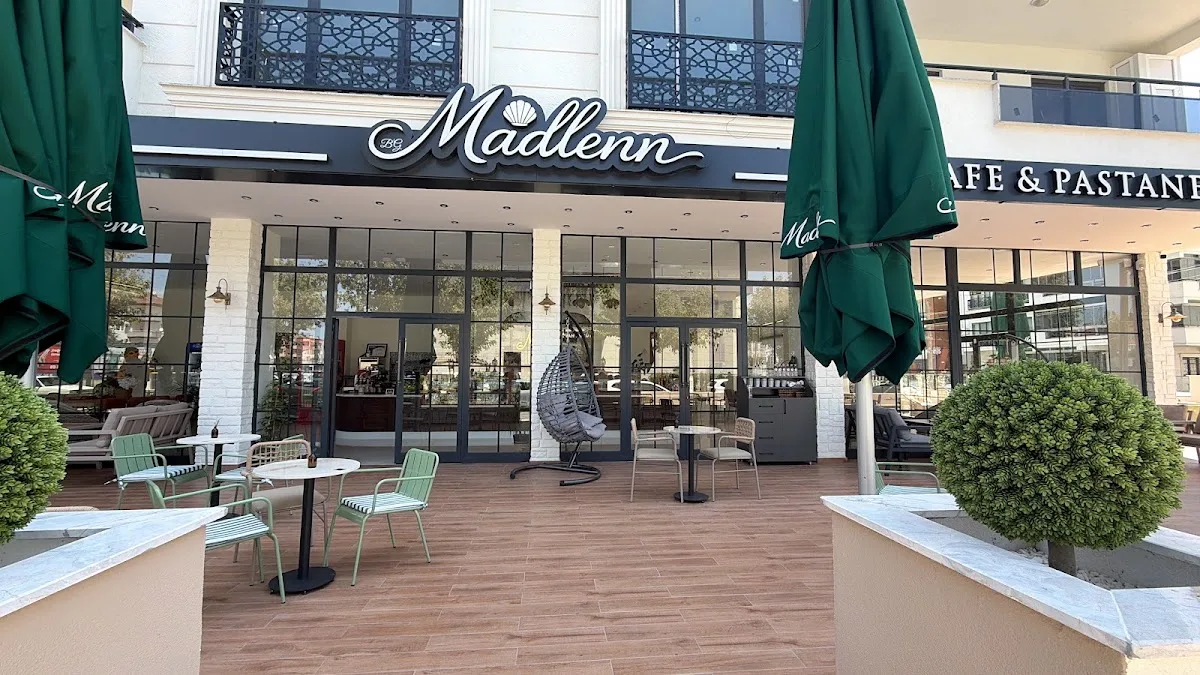 Madlenn Cafe & Pastane