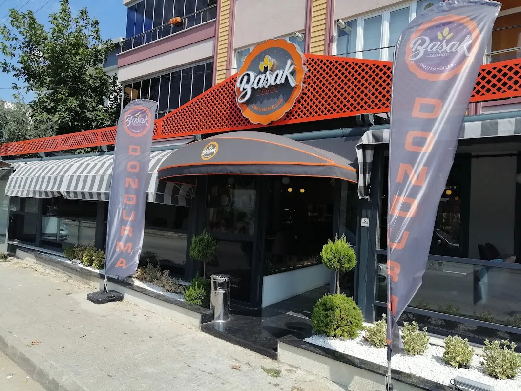 Başak pastanesi