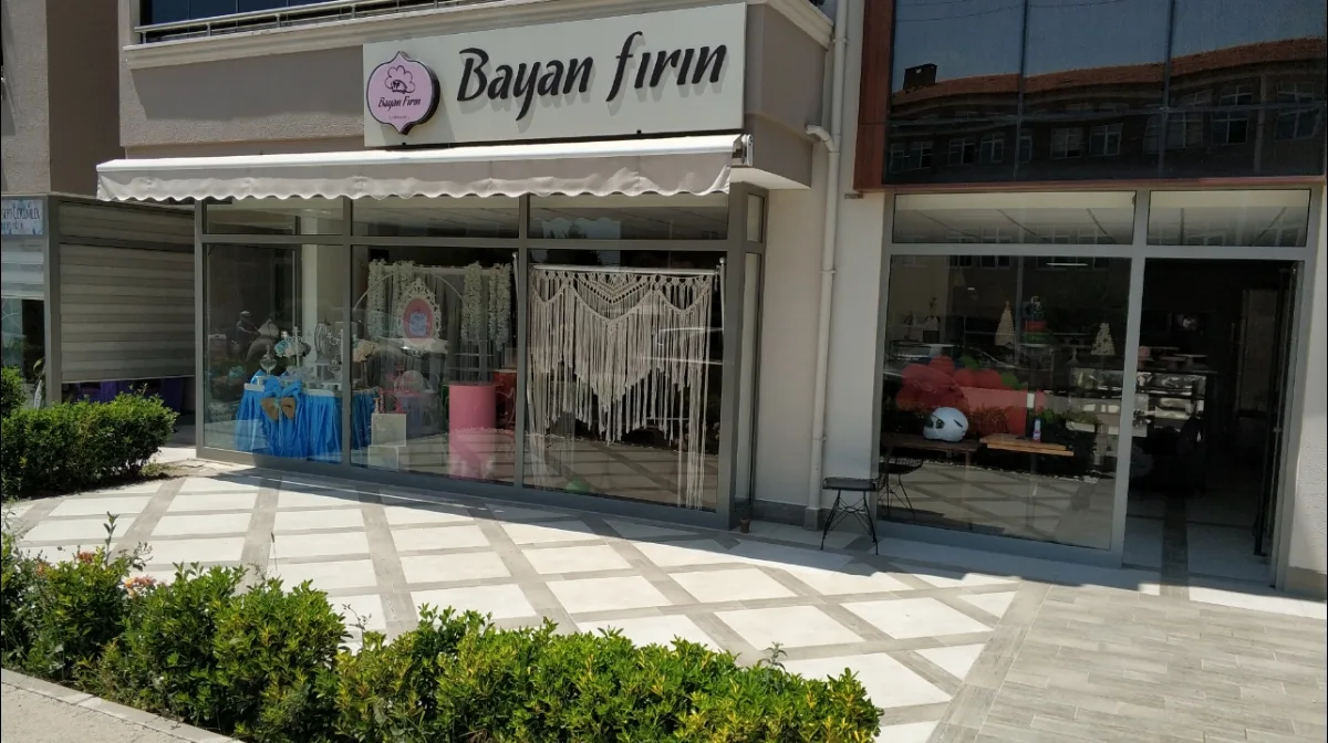 Bayan Fırın