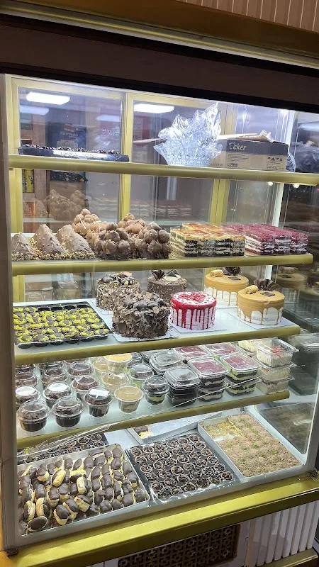 Halil Usta Unlu Mamülleri
