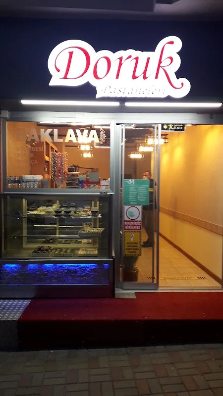 Doruk pastaneleri