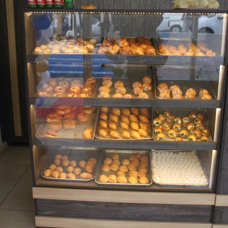 Enginn Simit