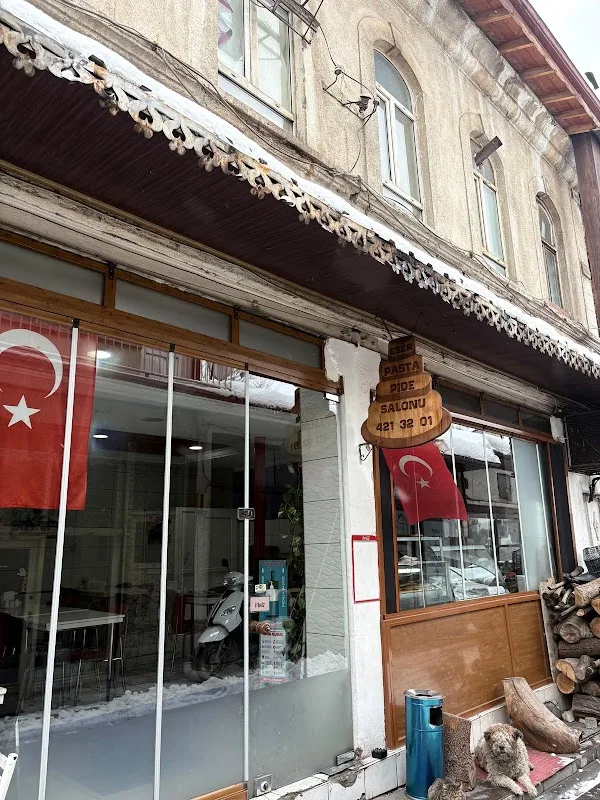 Eser Pastanesi