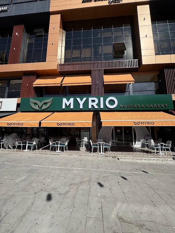 Myrio Coffee & Bakery