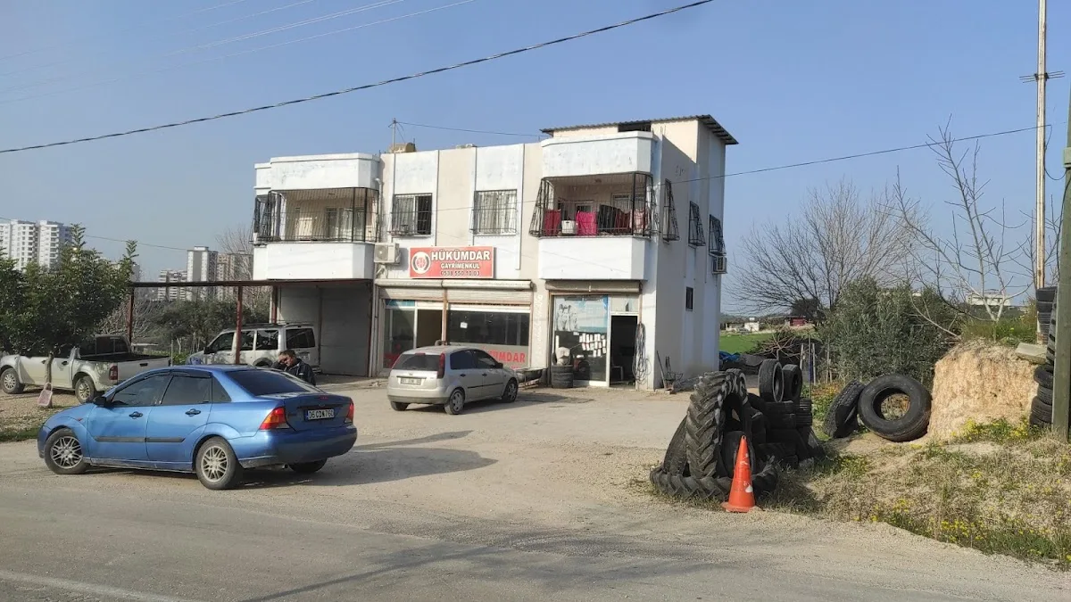 Lastikçi Ümit Yalçın