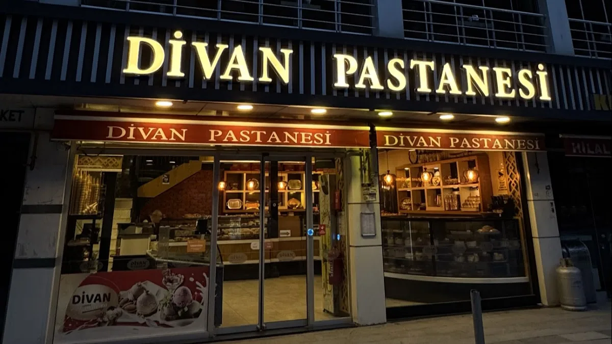 Divan Pastanesi