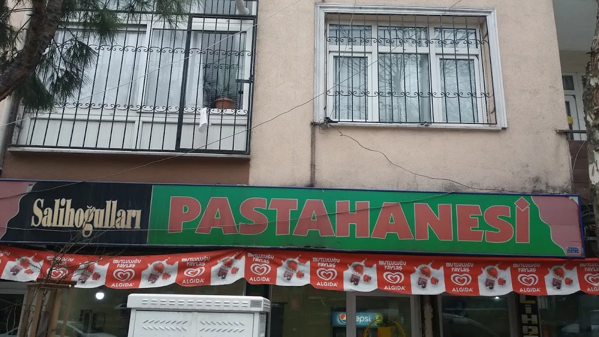 Salihoğulları Pastanesi