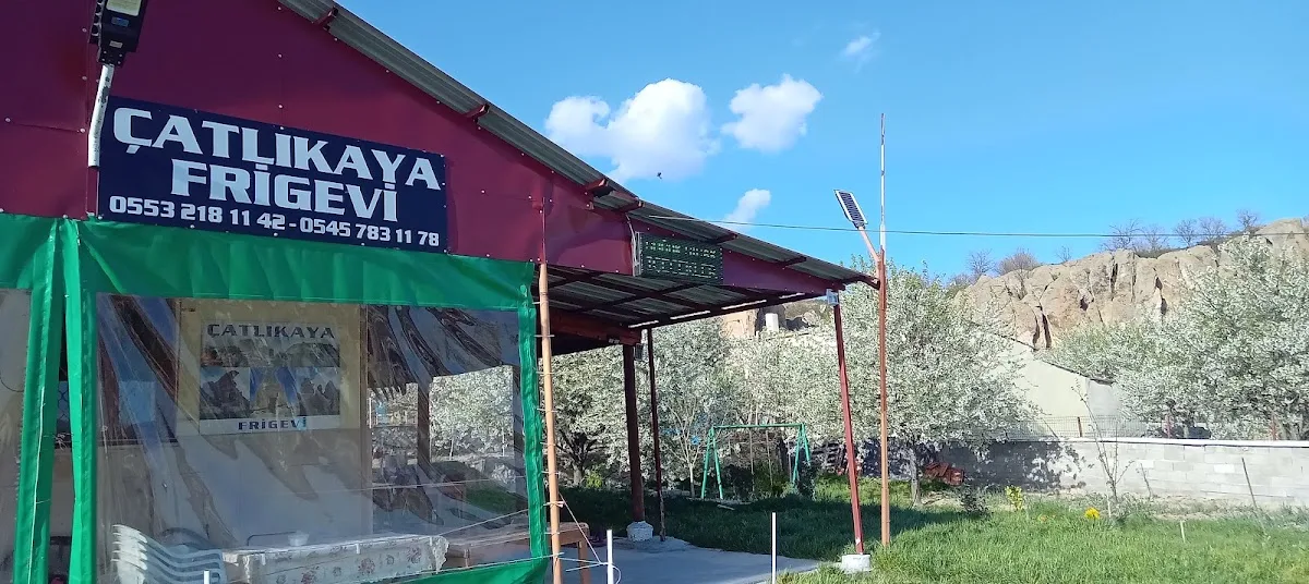 Çatlıkaya Frig Evi