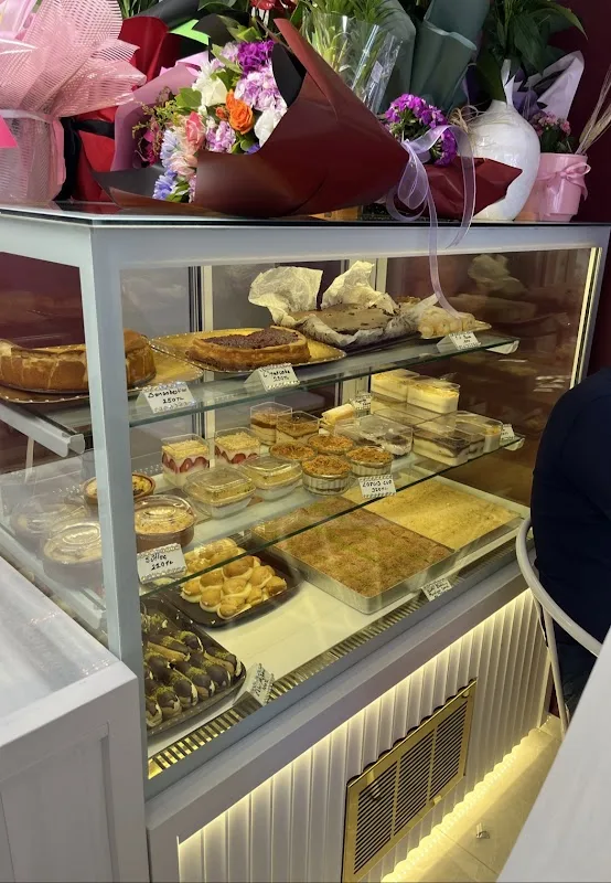 Bitane Cake