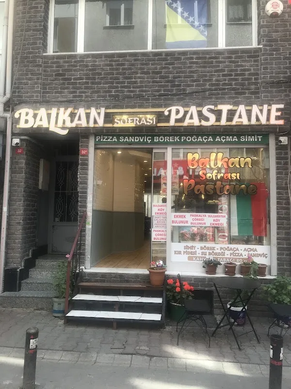 Balkan Pastanesi Sofrası