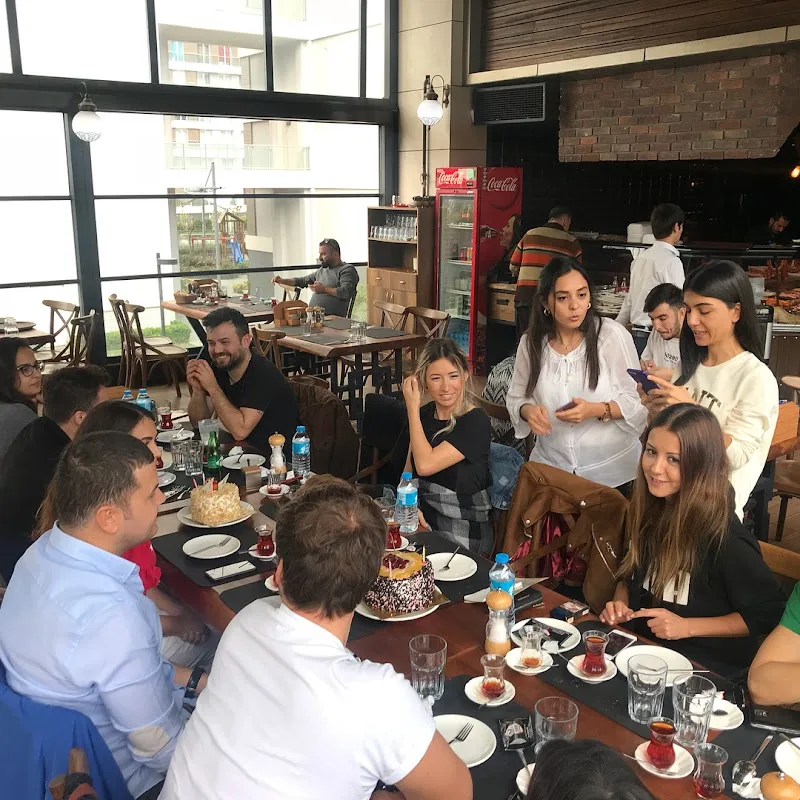 Yeniler Kasap Izgara Restaurant - İstanbul