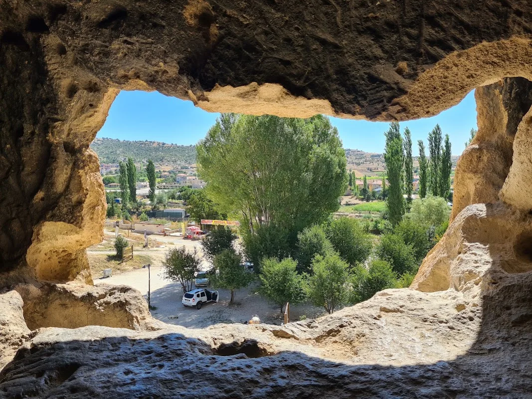 Ayazini Metropolis Katlı Yerleşim Yeri