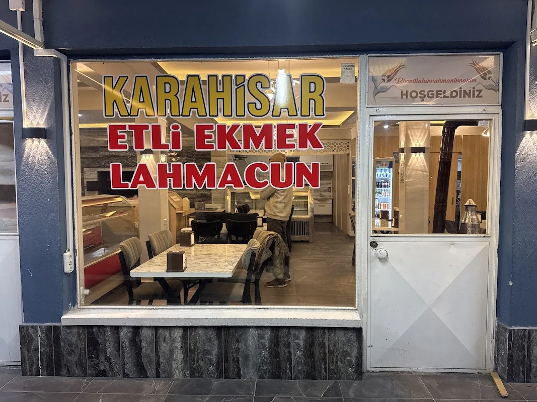 Karahisar etli ekmek