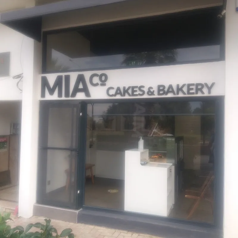 Mia Co. Cakes&Bakery-Balçova