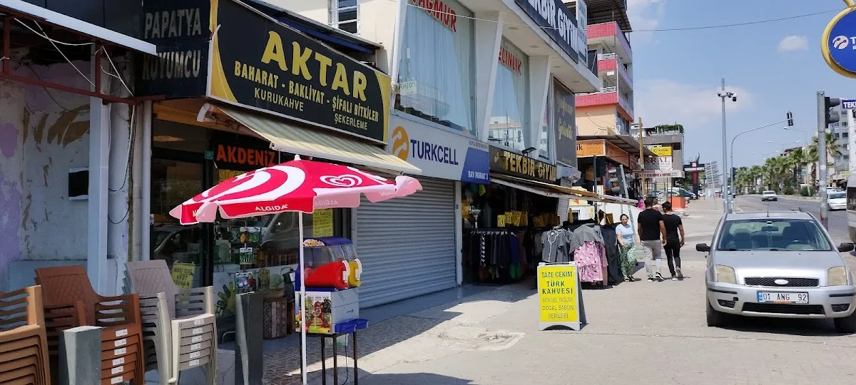 AKTAR & BAHARAT & KAHVE