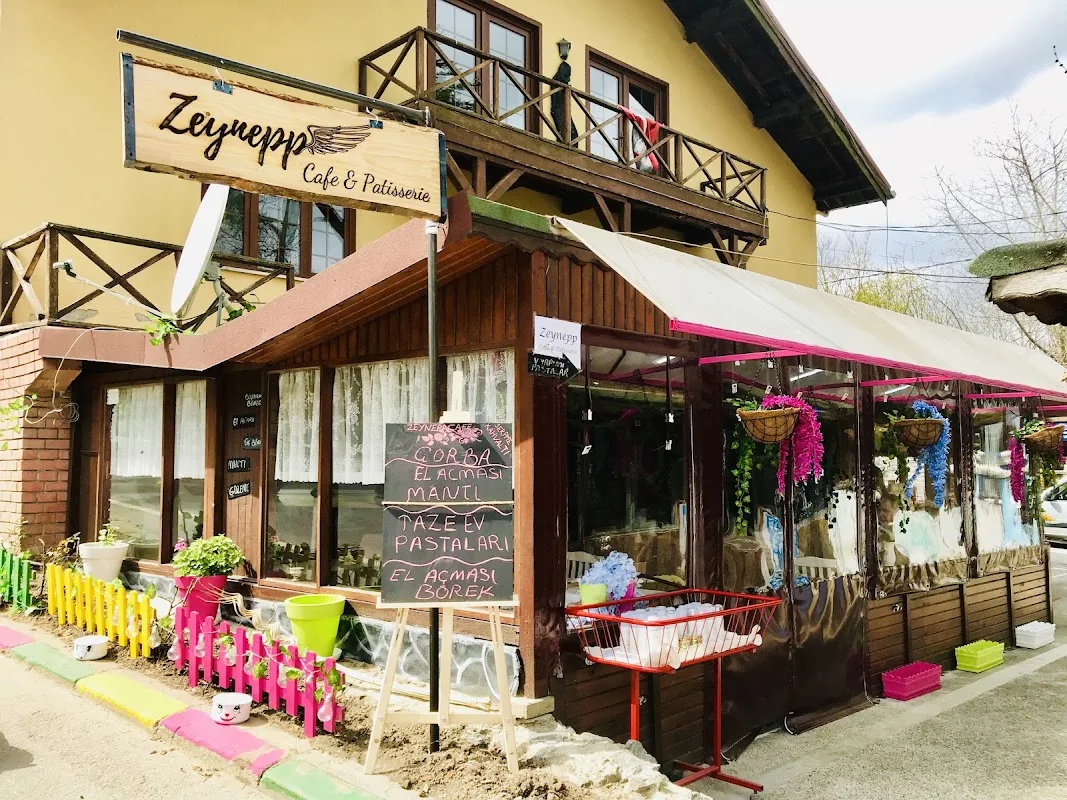 Zeynepp Cafe
