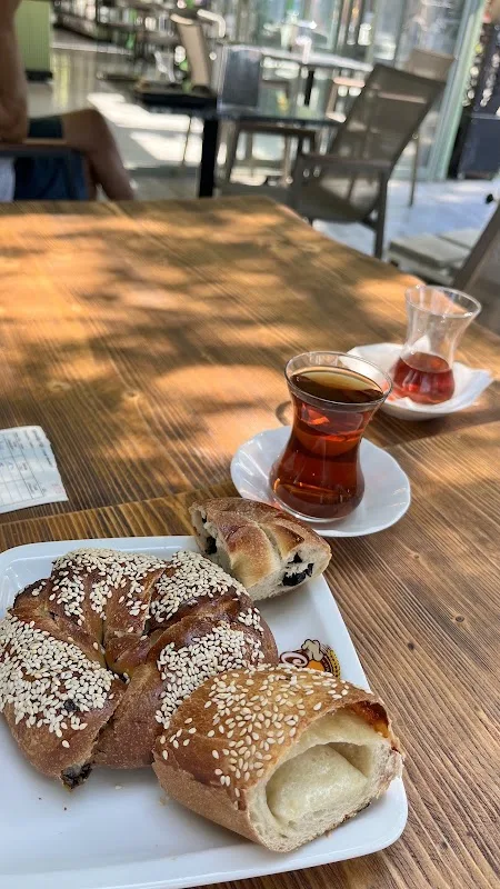 Yeni Girne Fırını