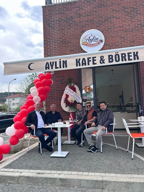 Aylin kafe börek