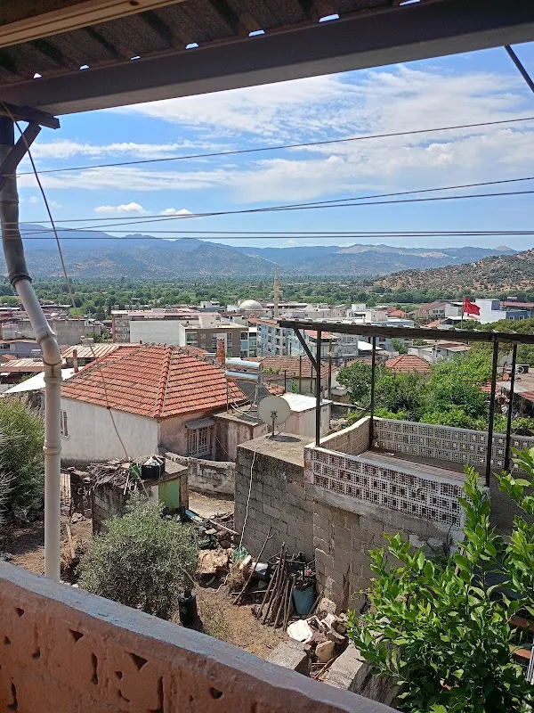 Çamlı Köşk Çay Bahçesi