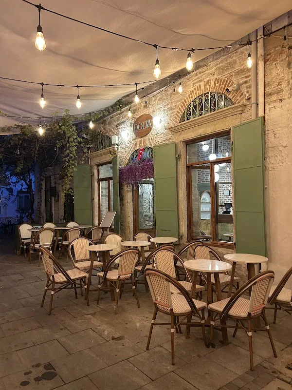 Dolia Cafe