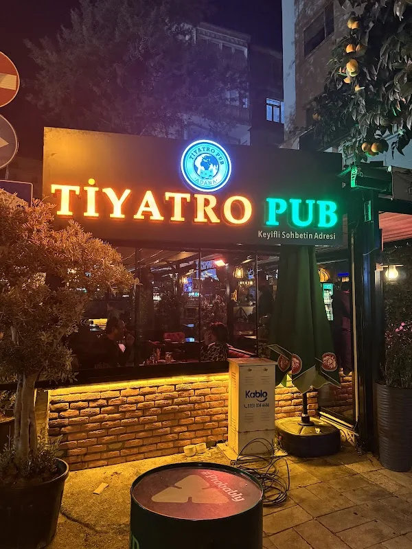 Tiyatro cafe Pub Dart Club