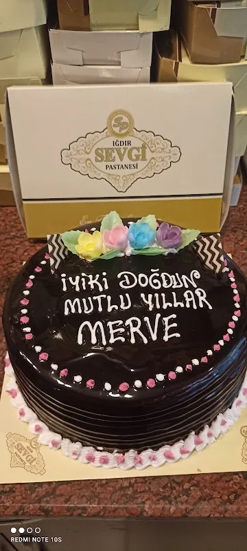 Sevgi pastanesi