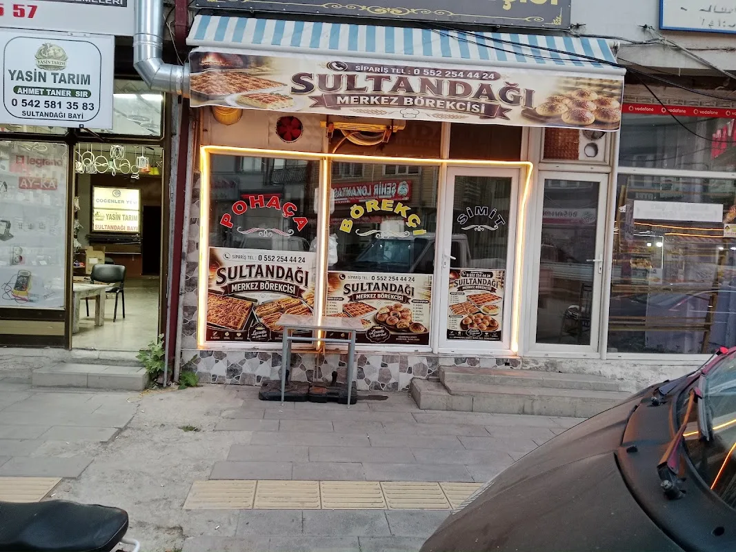 Sultandağı merkez börekcisi