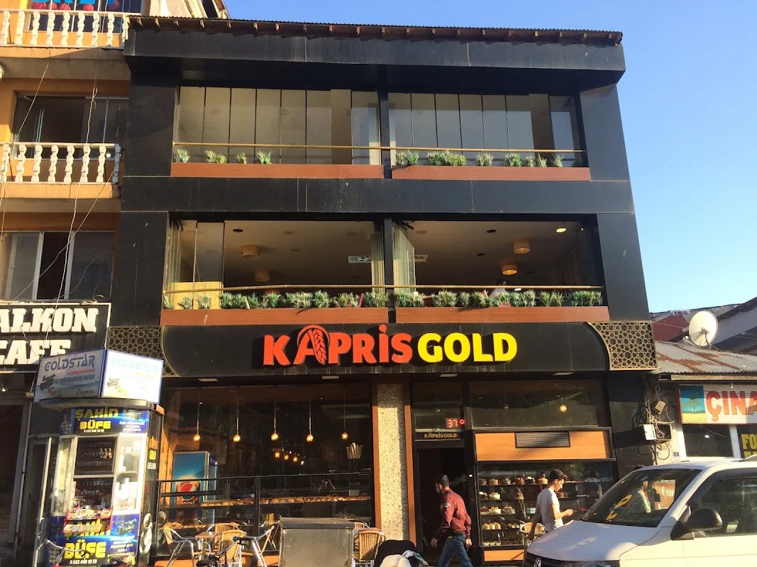 Kapris Gold Unlu Mamüleri