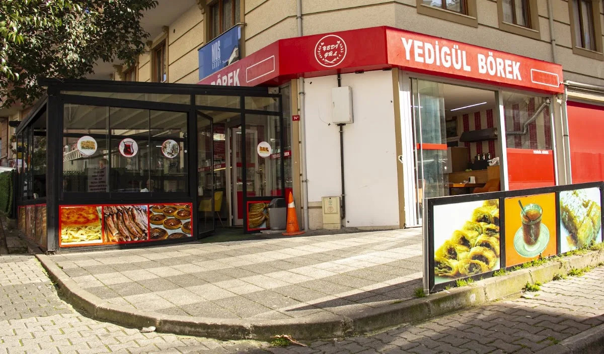 Yedigül Börek ve Pide Salonları Fındıklı 2