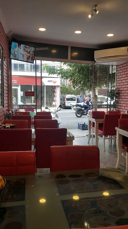 Manolya Kafe