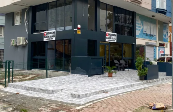 Diş Hekimi Harun Manga
