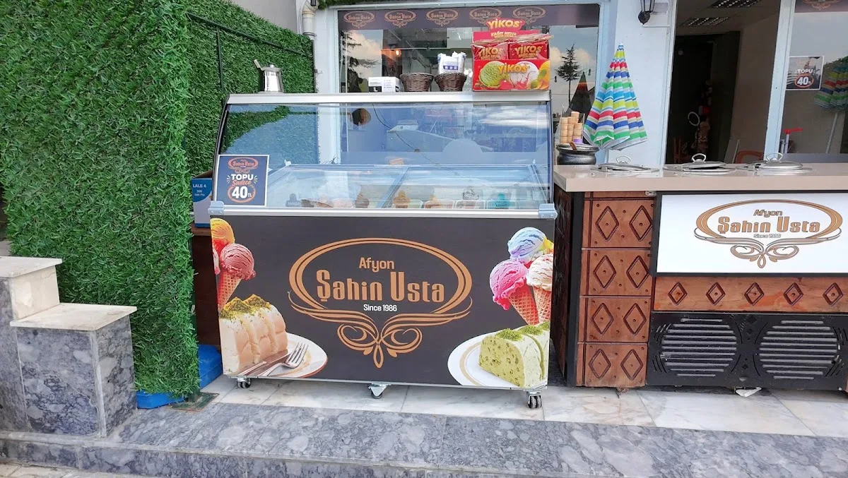 Şahin Usta Baklava Dondurma Afyon Harbiş Bayii
