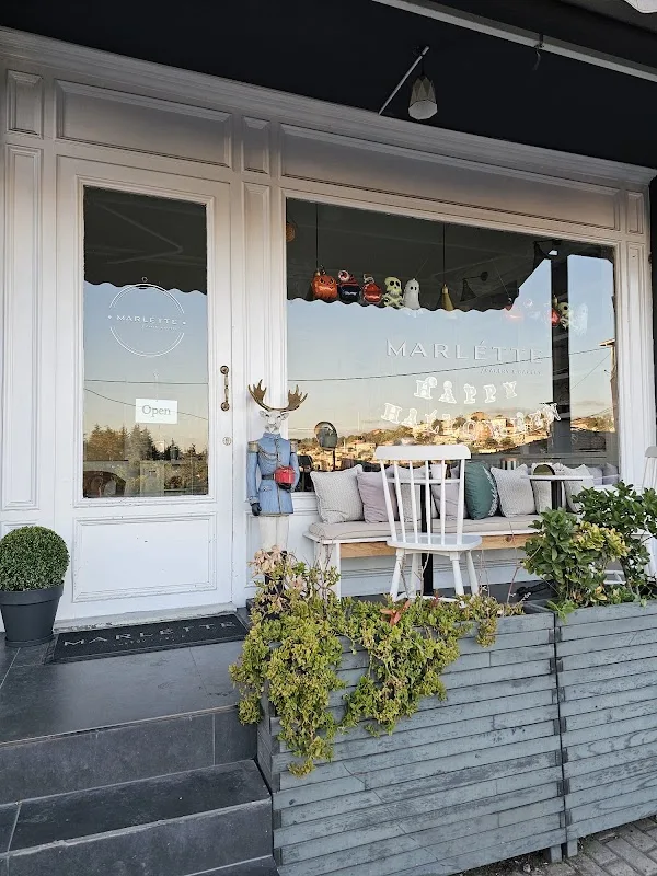 Marlette Cakery & Bakery