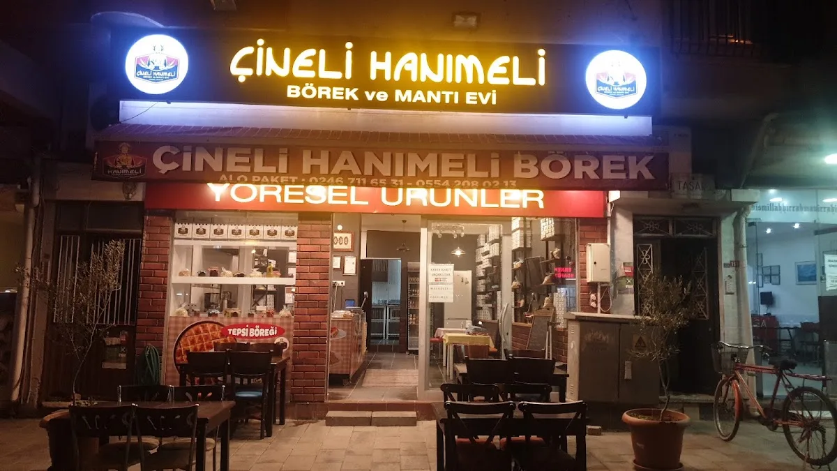ÇİNELİ HANIMELİ BÖREK