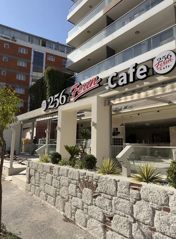 256 Fırın Cafe Doğu Gazi