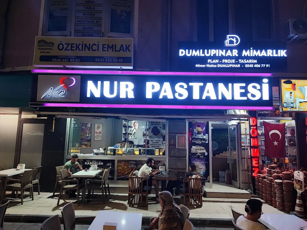 Nur Pastanesi