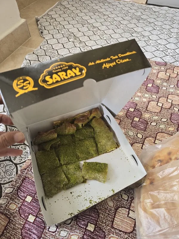 Saray Katmer Ve Simit Fırını