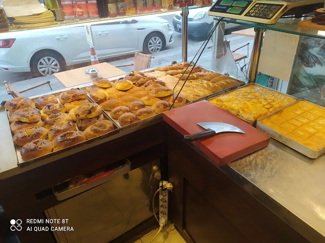 Cemiloğlu Pide Simit Borek