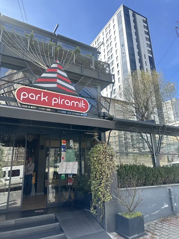 Park Piramit