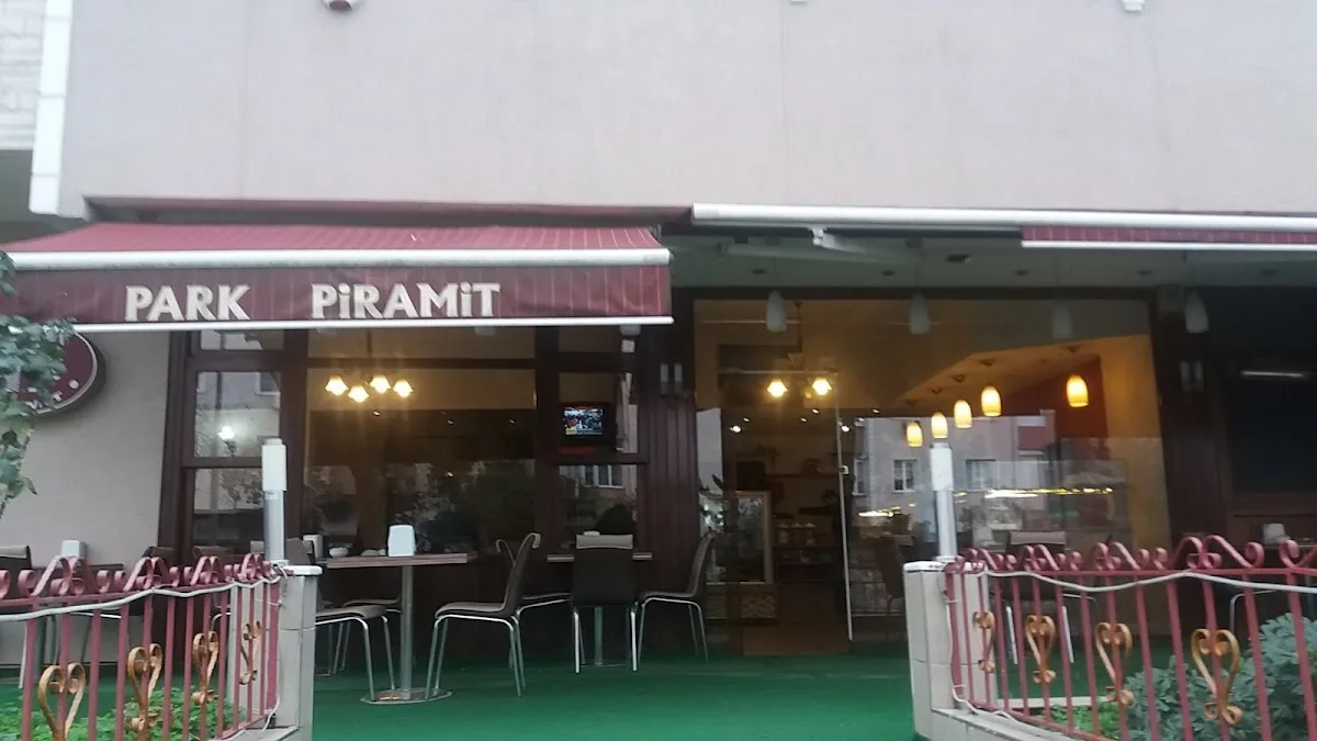 Park Piramit