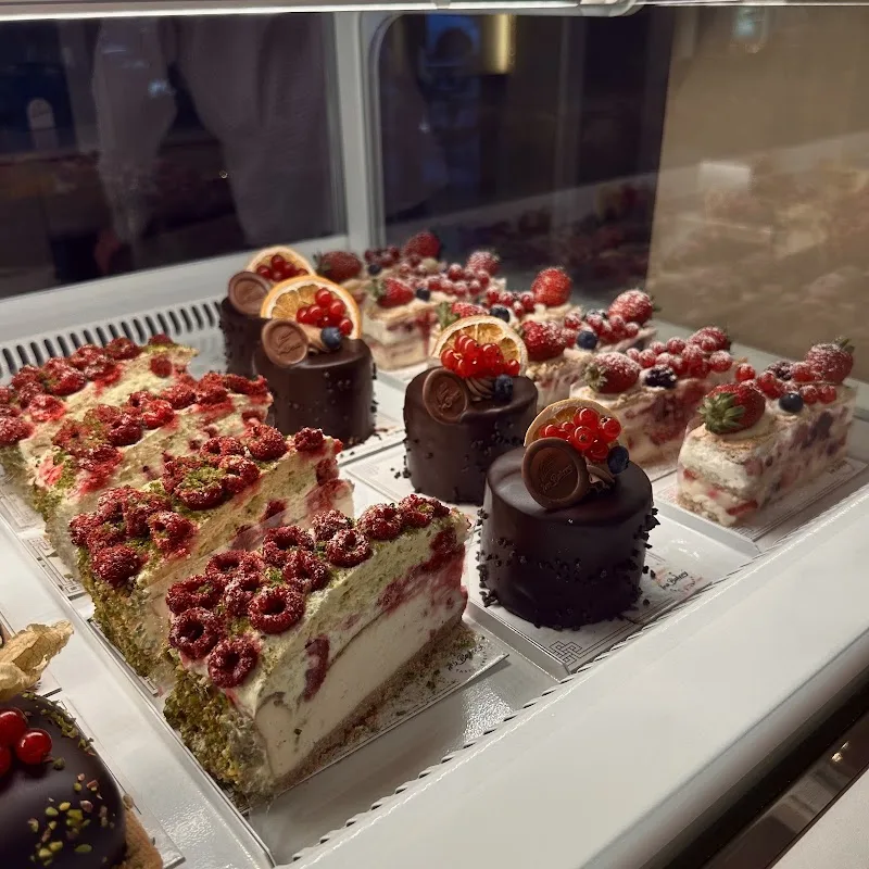 Ira Bakery Exclusive Kuzguncuk