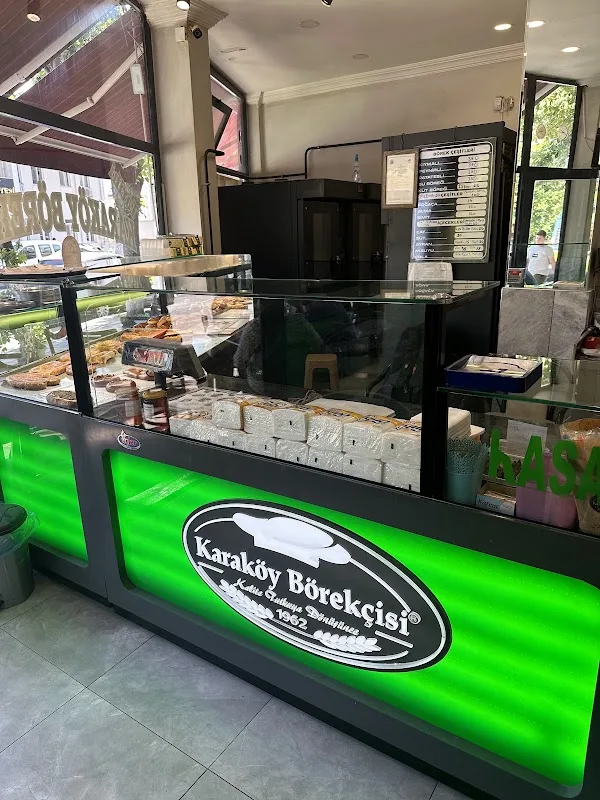 Tarihi Karaköy Börekçisi