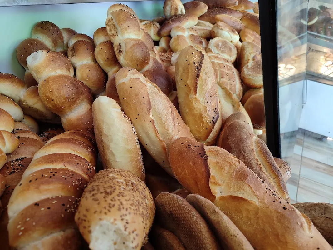 Dostlar ekmek fabrikası