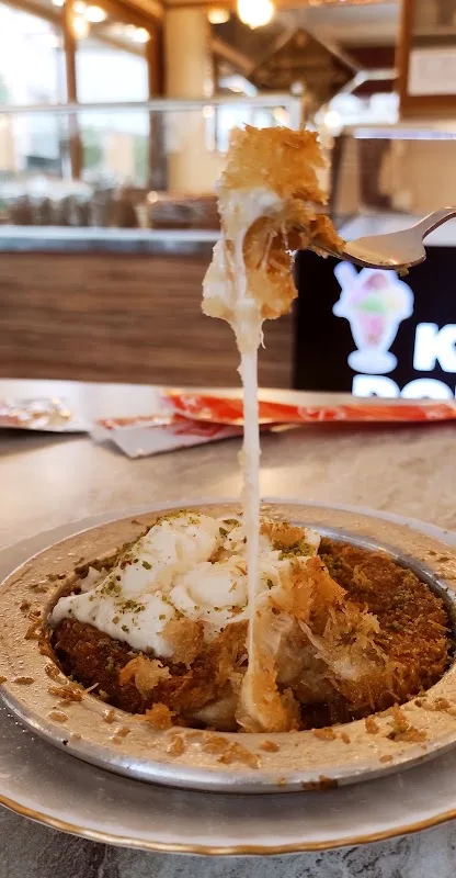 Kılıçoğlu Baklava Börek