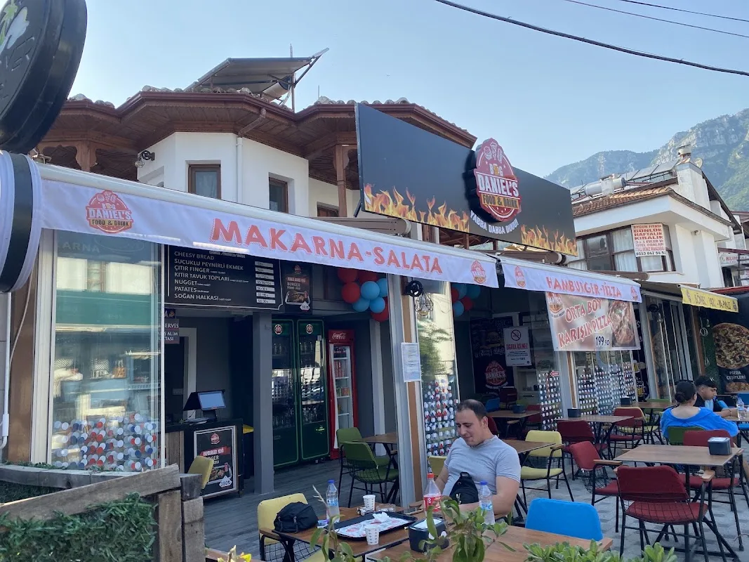 Sarıyer börekçisi 3