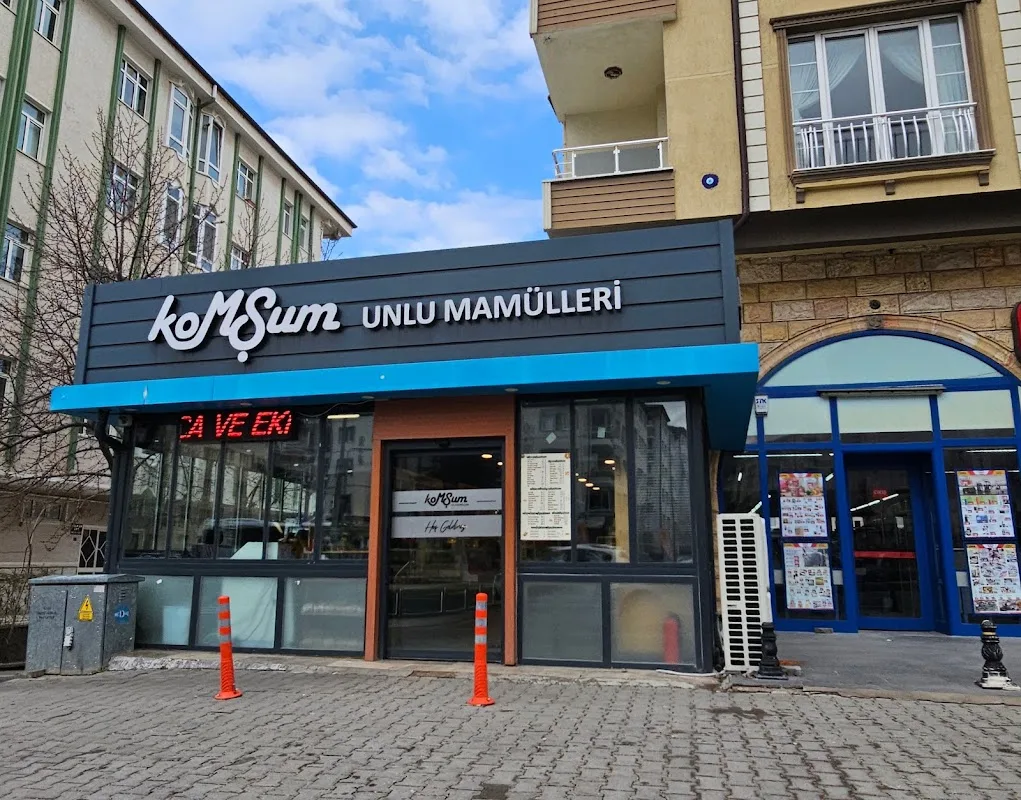 Komşum unlu mamülleri
