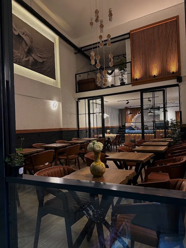 Aura Cafe