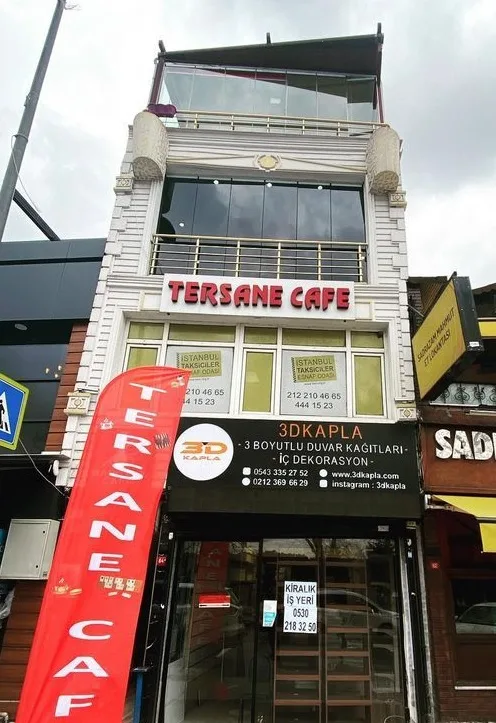 Topraaam Cafe