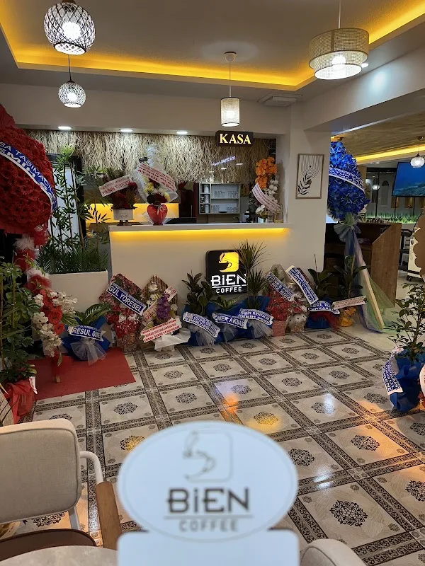 Bien coffee restaurant