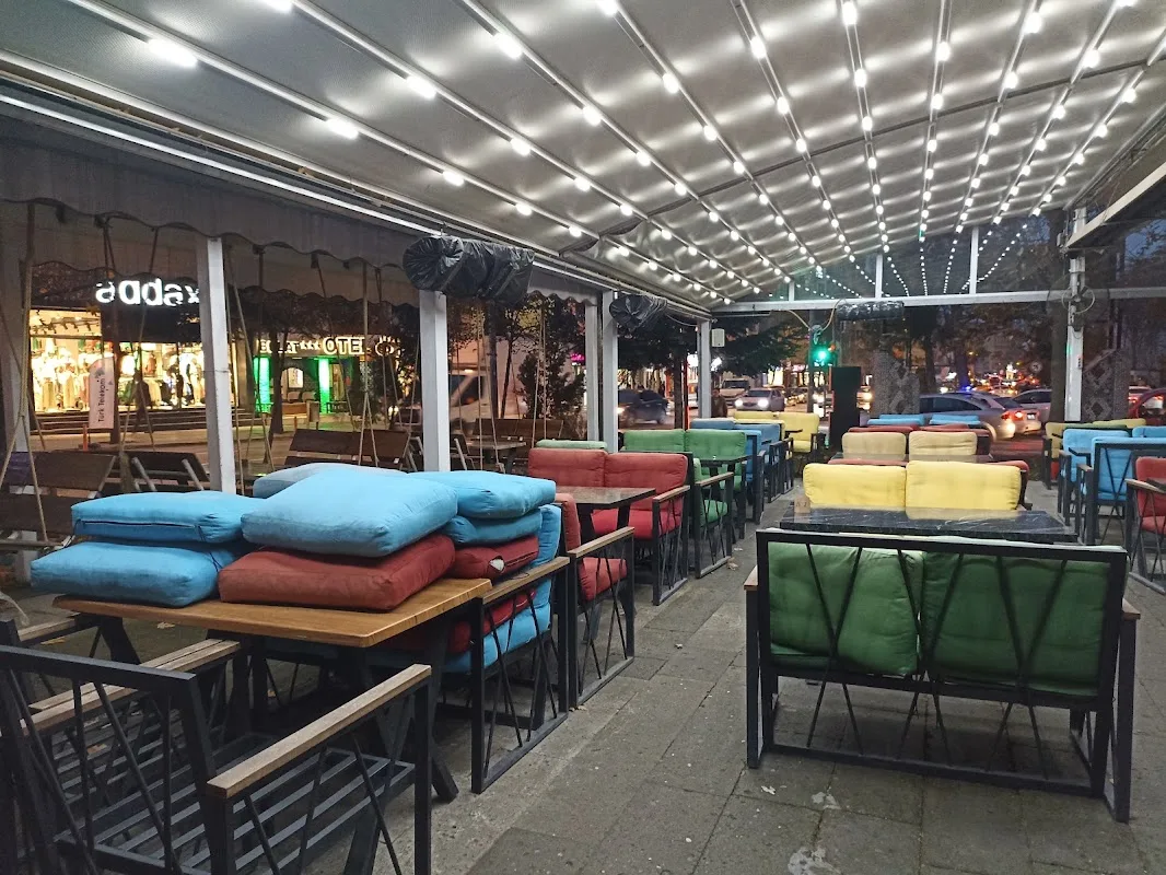 Piyola Cafe